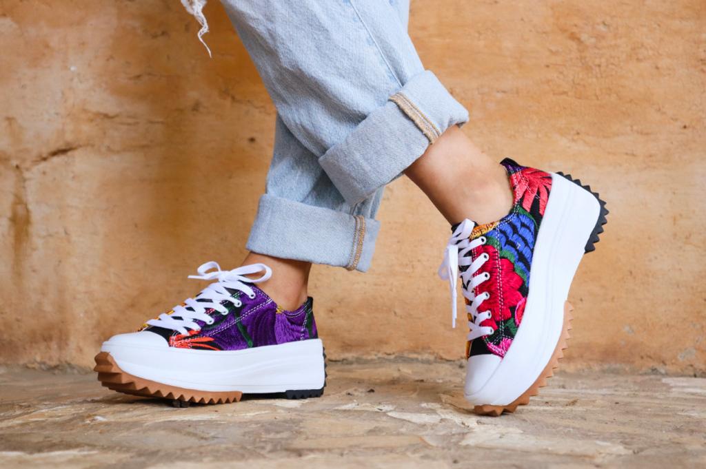 Tenis mexicanos telar