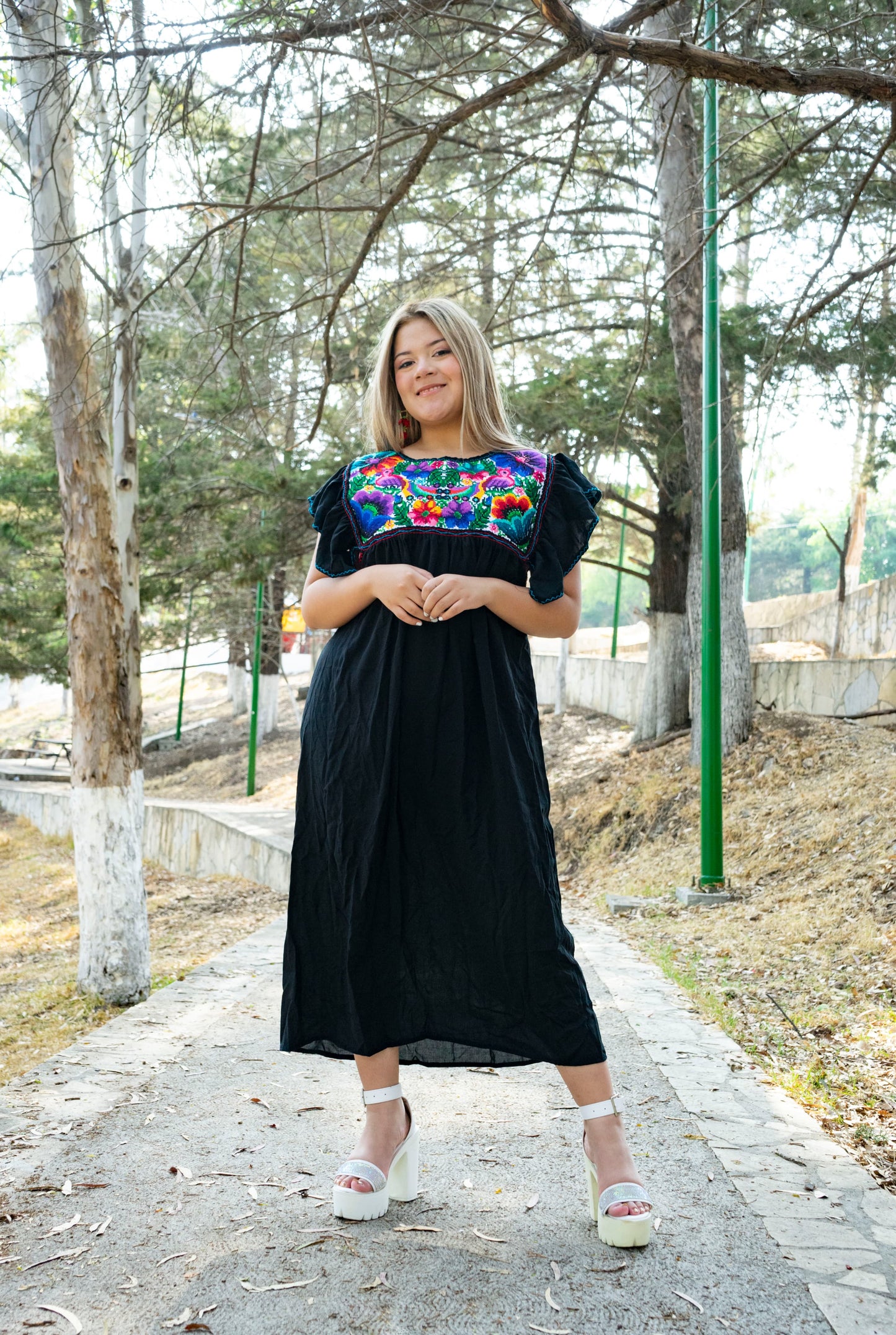 Vestido Pájaros punto de cruz