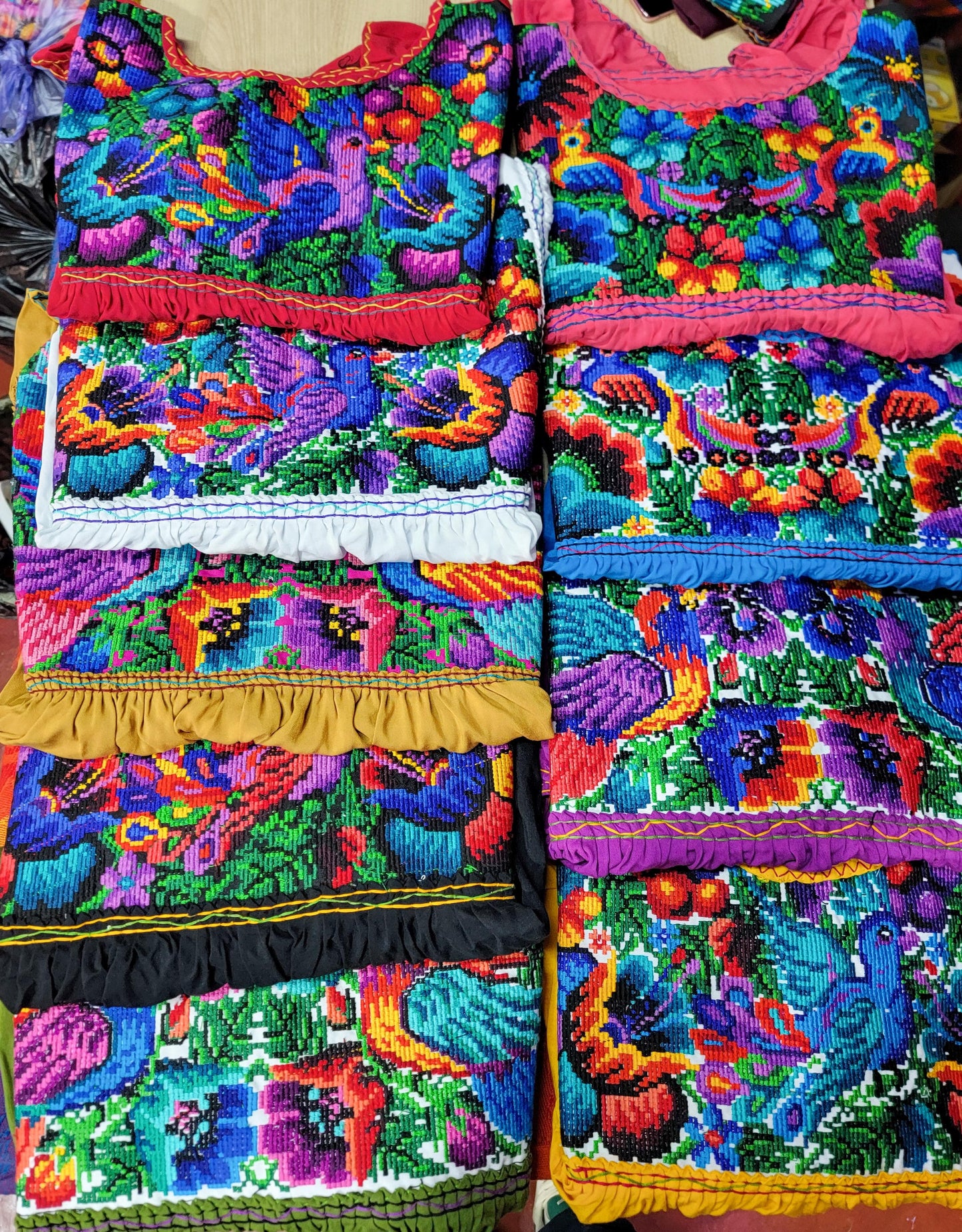 Vestido Pájaros punto de cruz