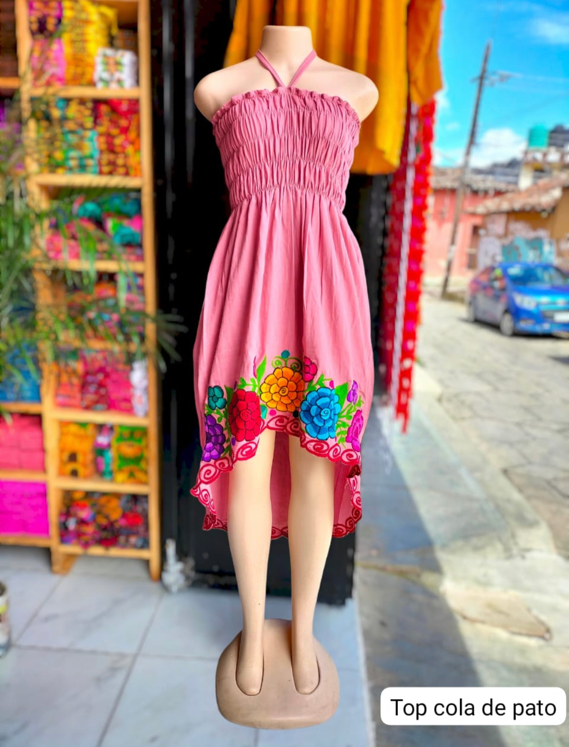 Vestido Halter cola de pato