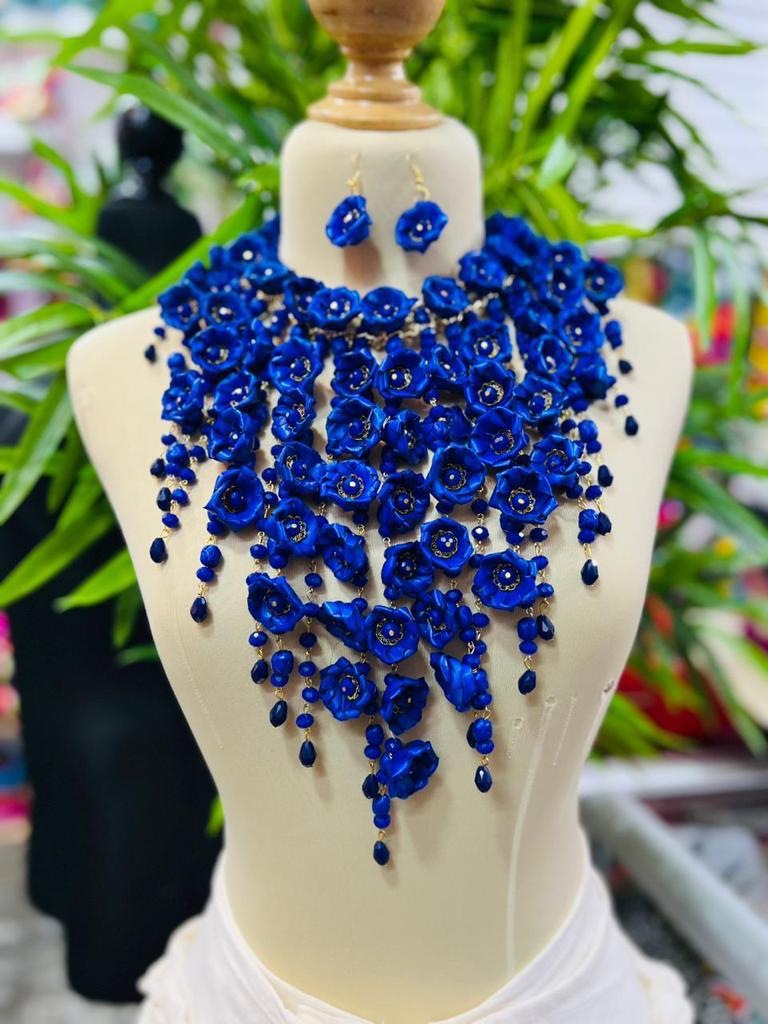 Collar hoja de Palma