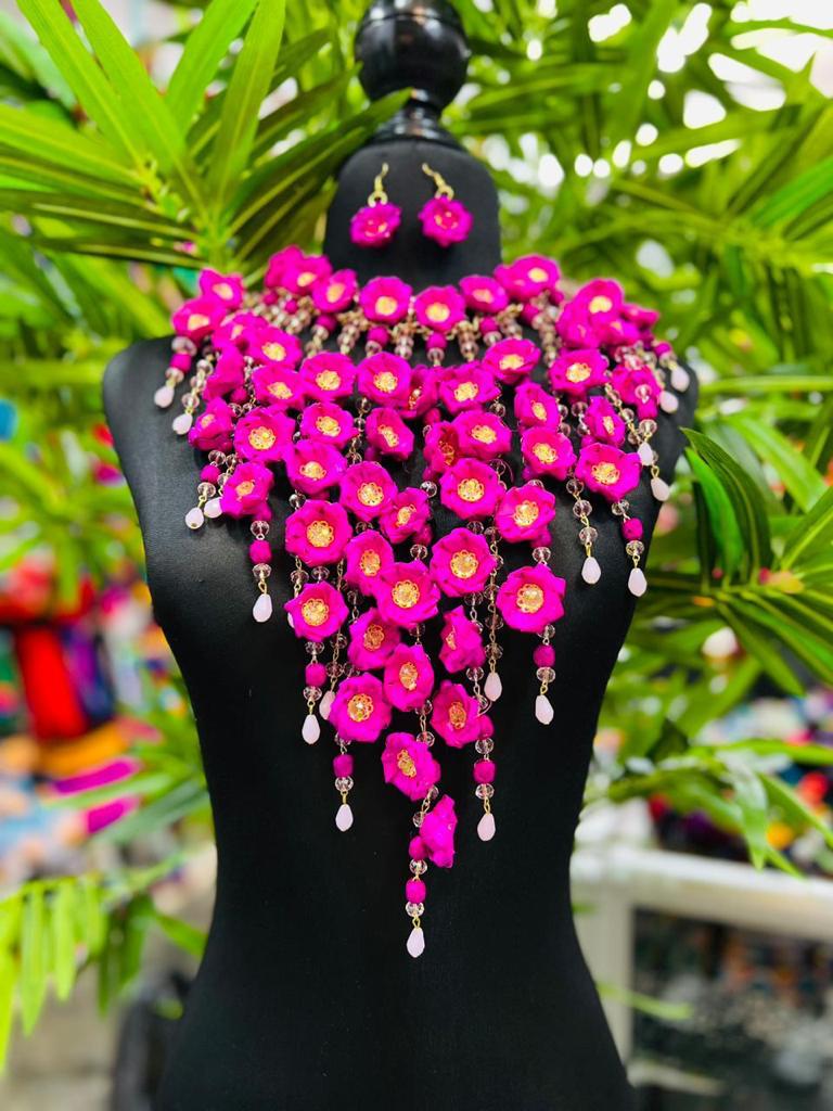 Collar hoja de Palma