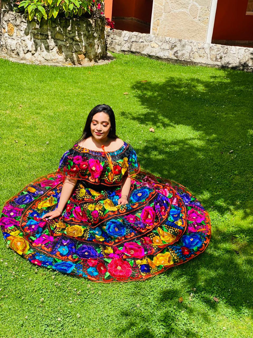 Vestido Chiapaneca Multicolor incluye rebozo