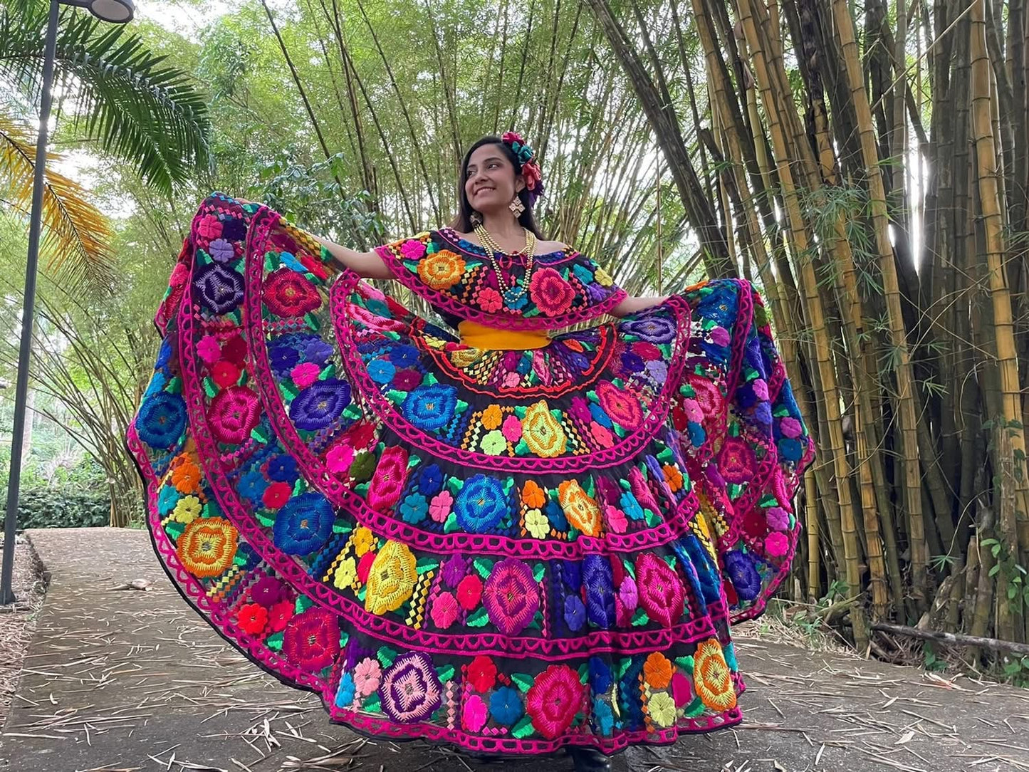 Vestido Chiapaneca Gala incluye rebozo