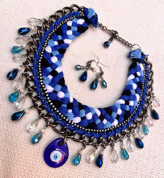 Collar Ojo Turco