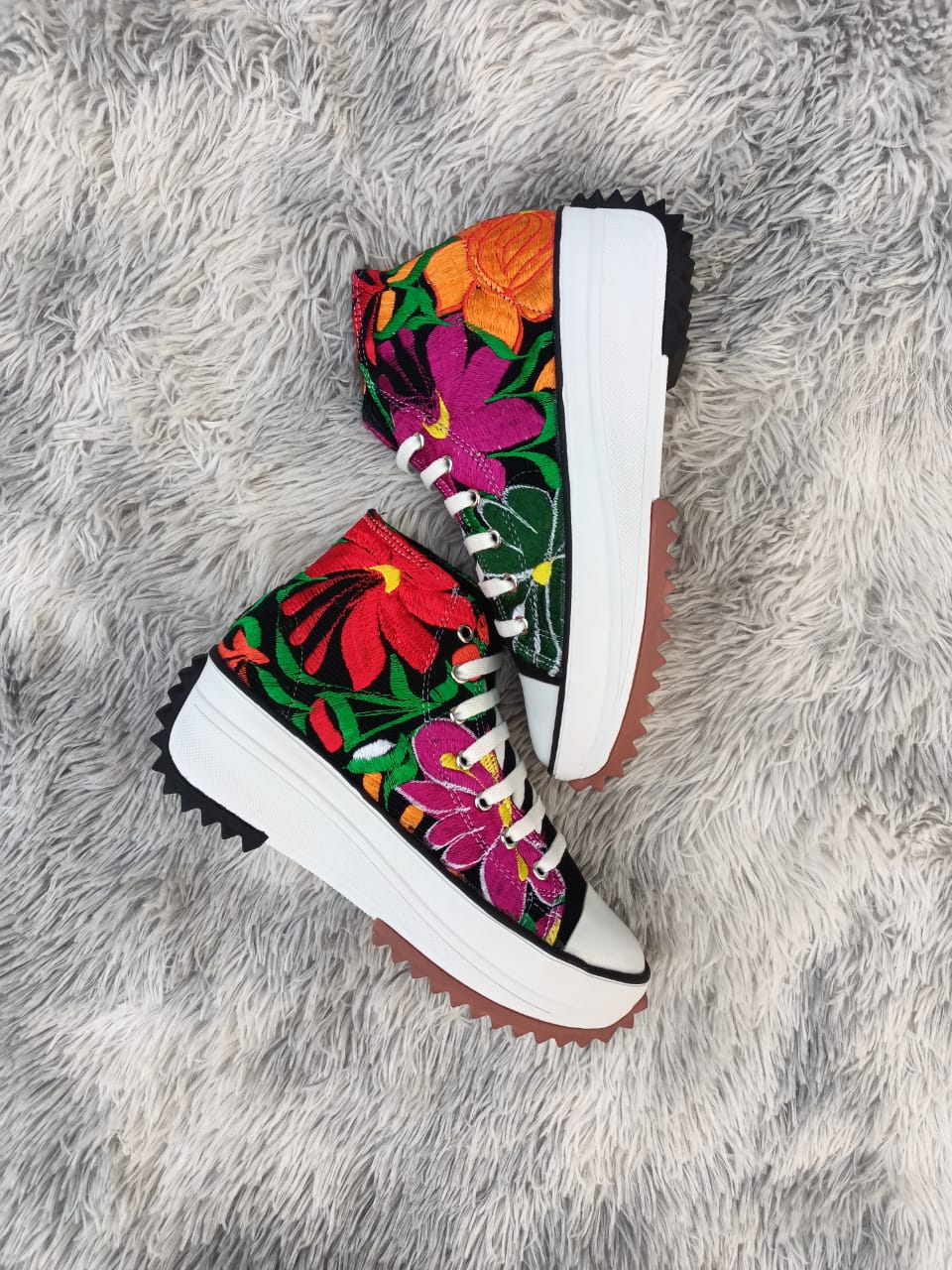 Tenis Tipo converse Bertha