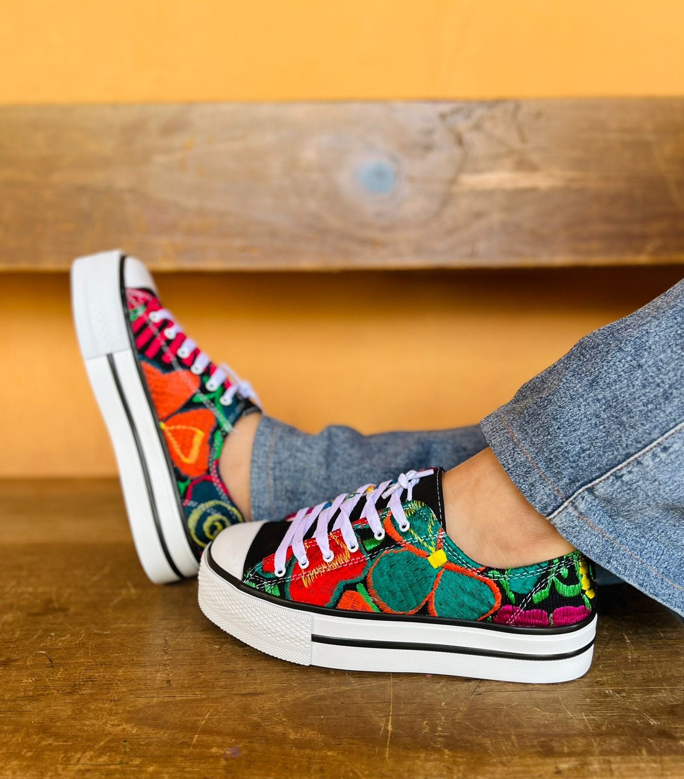 Tenis tipo converse Choclo