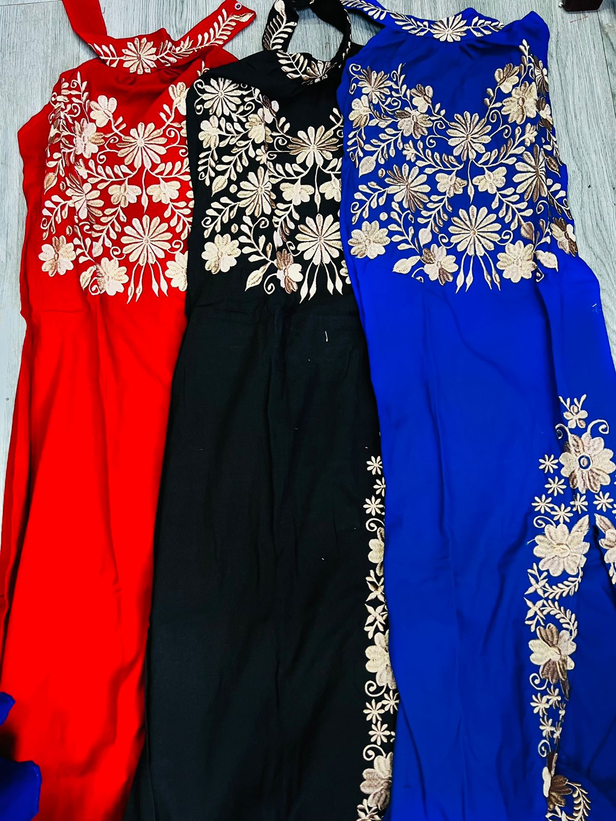 Vestido halter Oro