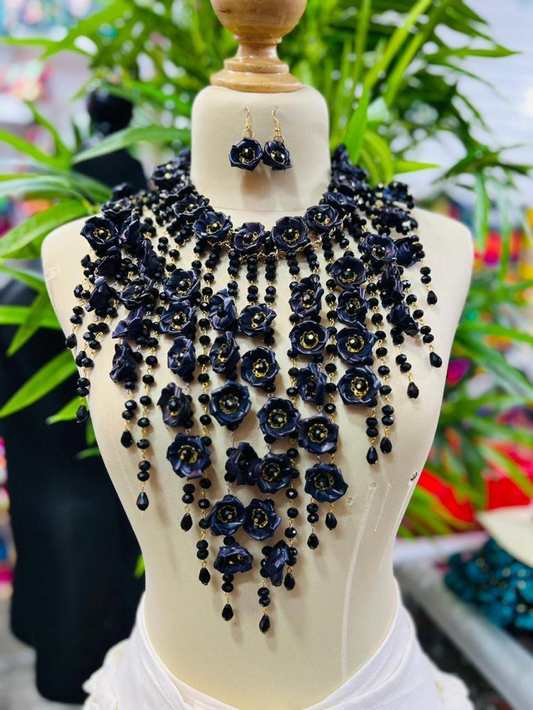 Collar hoja de Palma