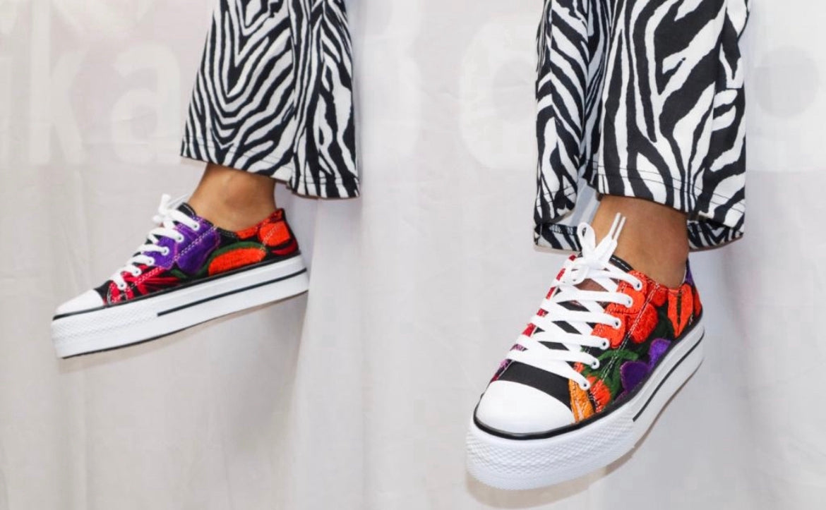 Tenis tipo converse Choclo