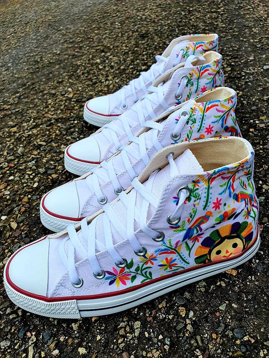 Tenis Tipo converse muñeca Lele